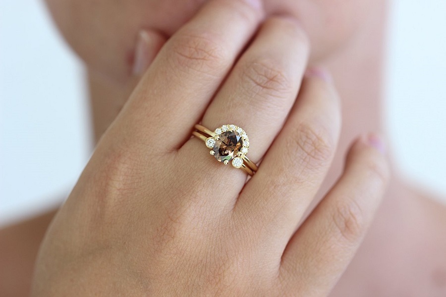 5 lưu ý khi chọn mua nhẫn vàng nữ thời trang