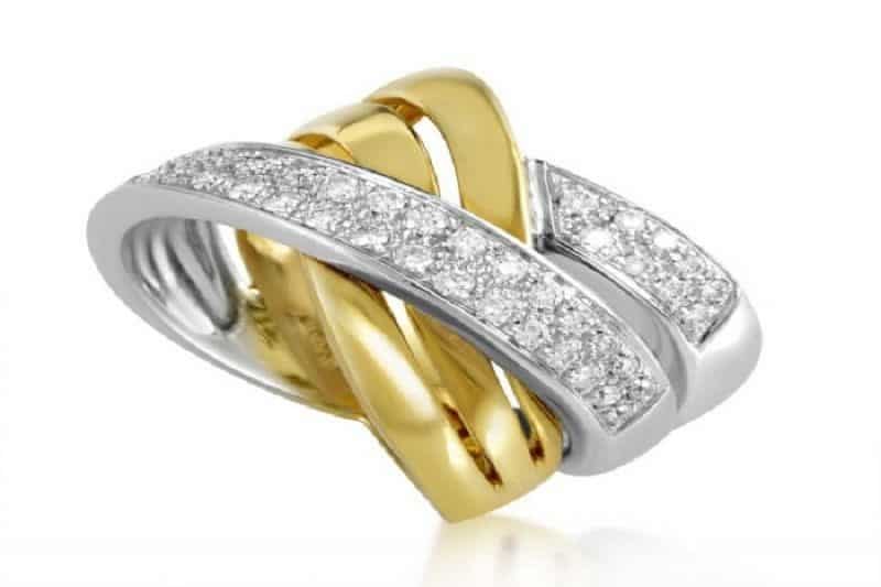 Có nên mua nhẫn nữ vàng ý không?