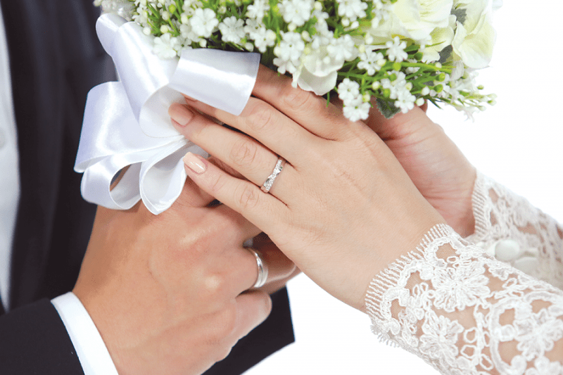 5 kiểu nhẫn cưới đơn giản thu hút mọi cặp đôi