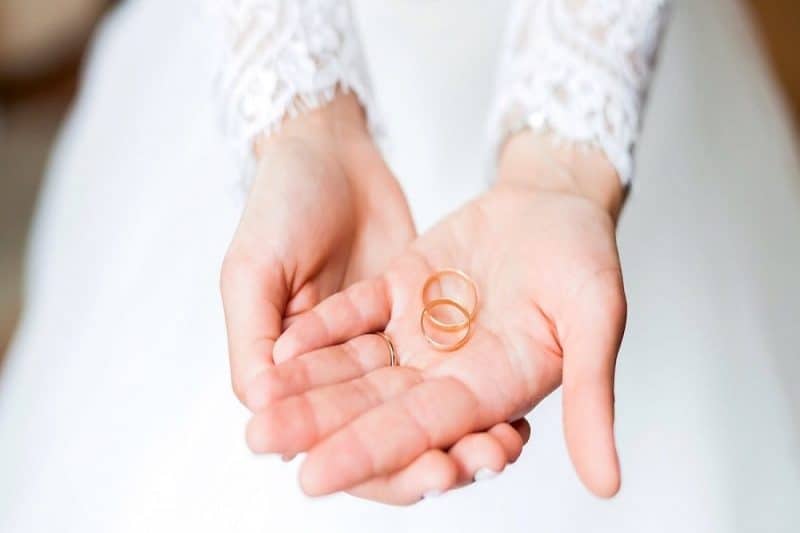 Chọn mua nhẫn cưới hãng nào đẹp nhất hiện nay?